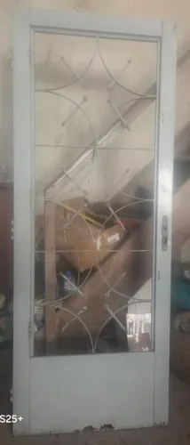 Porta De Ferro Antiga Com Grade Trabalhada -2,10 x 0,80m