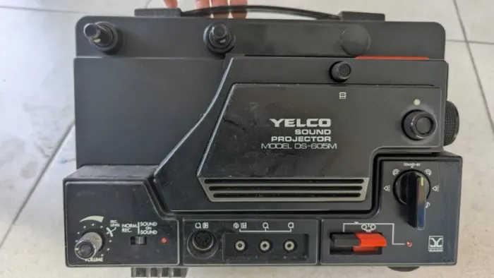 YELCO SOUND PROJECTOR MODEL DS-605M