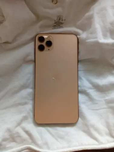 iPhone 11 pro Max 256gb gold