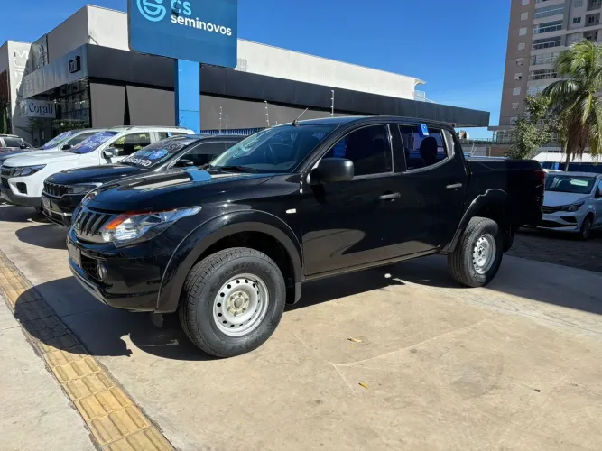 Mitsubishi L200 Triton Sport GL 2.4 Diesel 2025