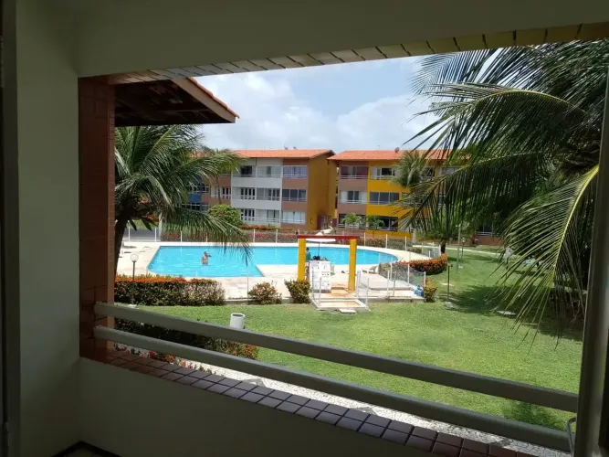 Belo condomínio * Apto p/ moradia ou investimento p/ Locação de temporada *