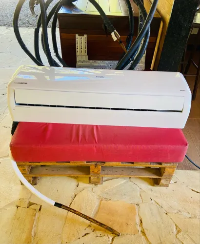 Ar-Condicionado Split Elgin Inverter 30.000 BTUs - Excelente Estado!