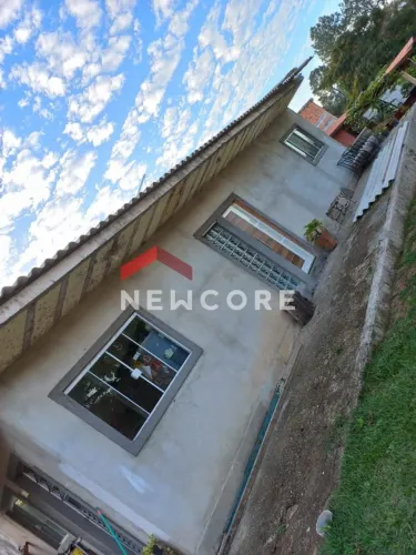 Chácara em Estrada Camanducaia - Parque Residencial Alvorada - Caçapava/SP