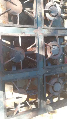 VENDO FOGÃO INDUSTRIAL, BOM ESTADO .