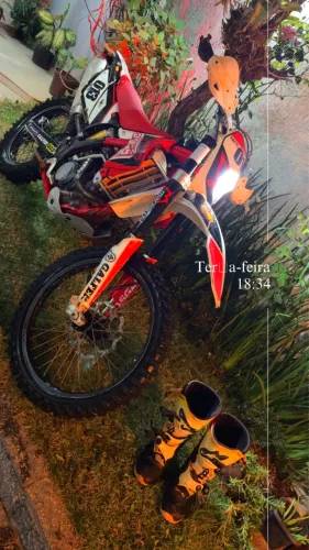 Moto Gasgas EC 250F 4 Tempos