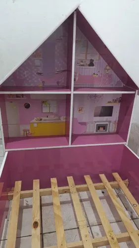 Cama infantil feminina, casinha cor de rosa!