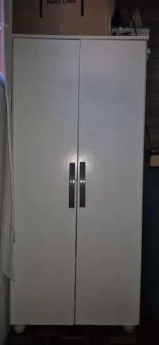 Armários organizadores (são dois, sendo 1 c/ espelho) ambos c/ 3 prateleiras
