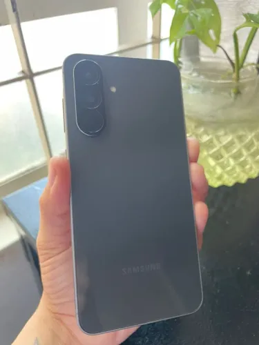 Samsung a56