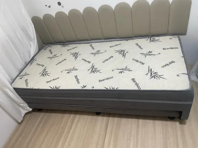 Cama de Solteiro com Cama Auxiliar