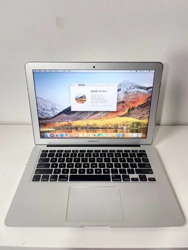 Macbook Air i5