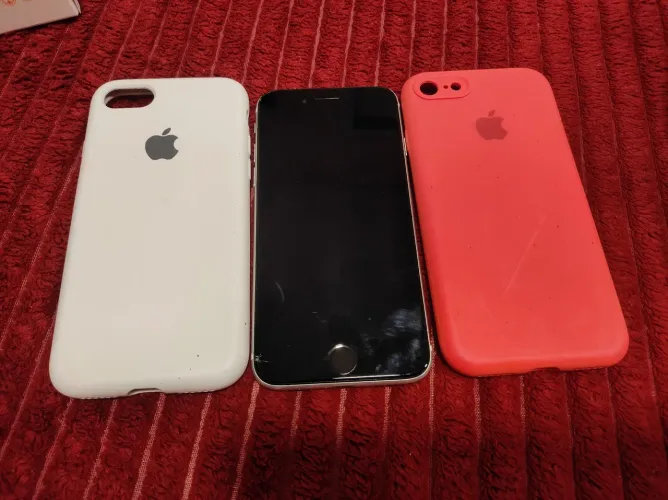 Celular iPhone Se 2 gem 128 gb 65 bateria 