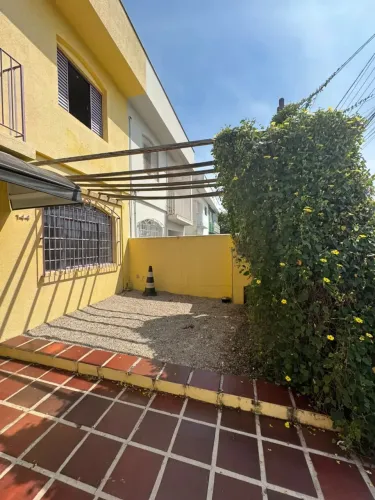 Sobrado Próximo ao Centro de São Roque!