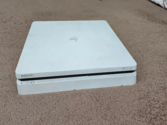 PS4 de 1tb/jogos separados