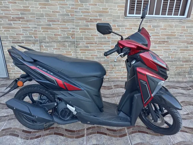 Yamaha Neo 125 24/25 vermelha Scooter