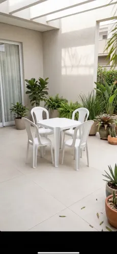ALUGUEL CADEIRAS E MESAS
