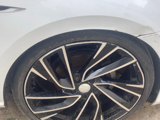 Roda aro 20 5/112 em perfeito estado