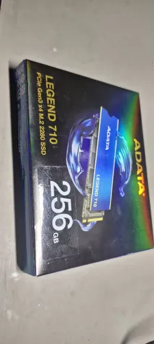 Ssd nvme 256gb  adata legend 710