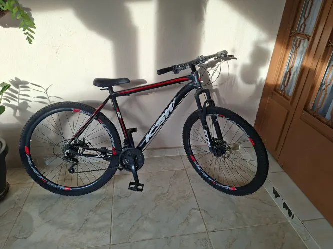 Vende-se bicicleta