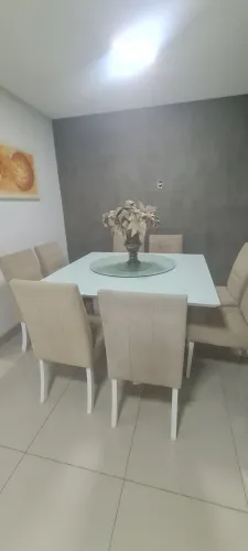 MESA LACA BRANCA 1,40 X 1,40 + TAMPO VIDRO GIRATÓRIO + 8 CADEIRAS