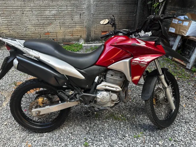Moto XRE