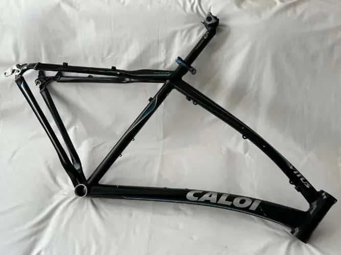 Quadro Aro 26 Caloi Vitus + Abraçadeira e Canote Crankbrothers Tam: 20 USADO