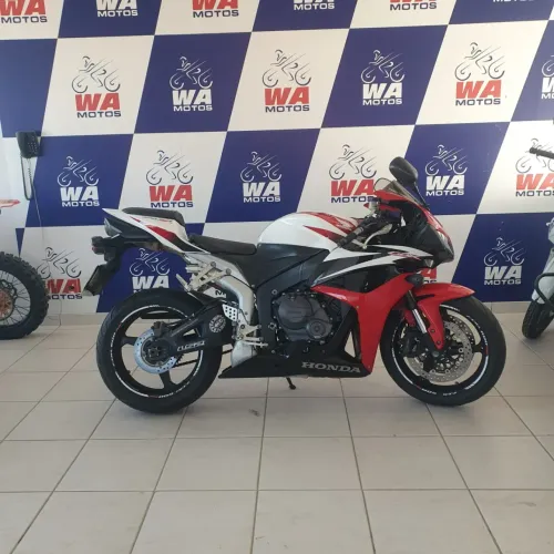 HONDA CBR 600RR BRANCO 2008