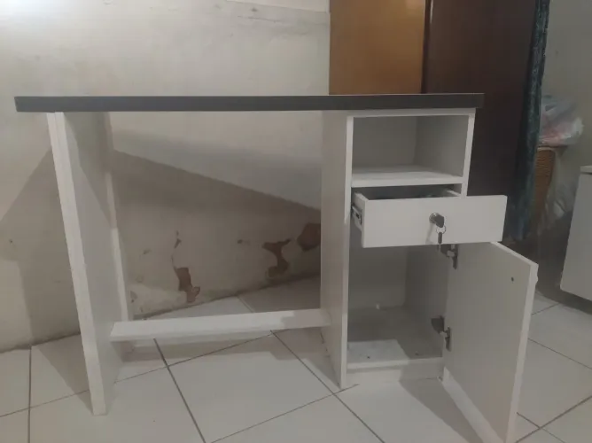 Banquinha para Manicure
