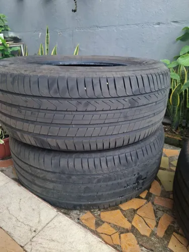 Pneus pirelli 275/55/20