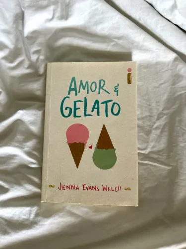 Livro Amor e Gelato