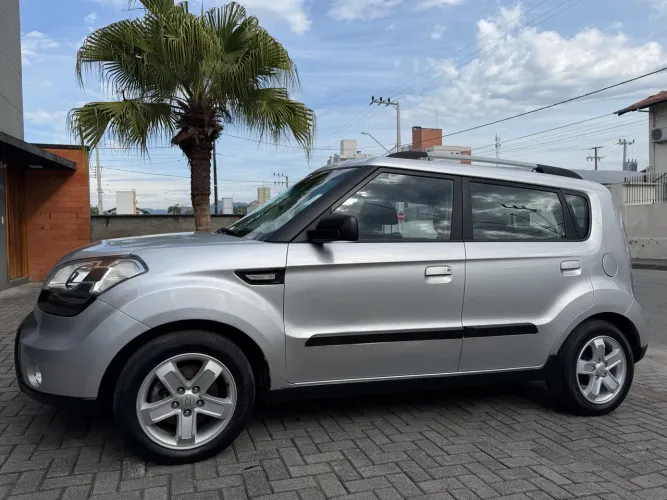 Kia Motors Soul 1.6/ 1.6 16V Flex Mec. 2010
