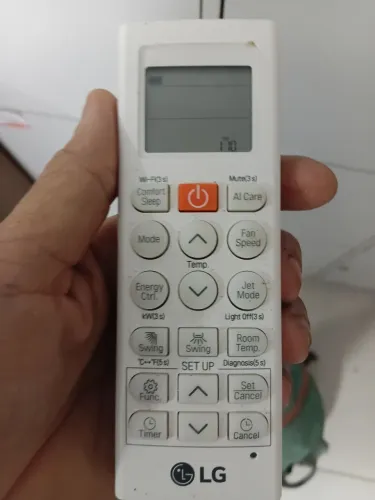 Controle de ar condicionado lg