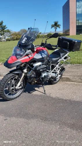 VENDO BMW GS R1200. MOTO EXCELENTE TODA REVISADA DO MEU DIA A DIA TRABALHO E VIAJO NELA.