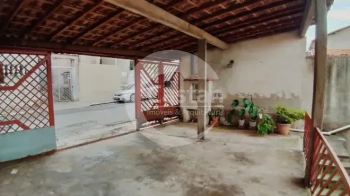 Casa em Vila Ema