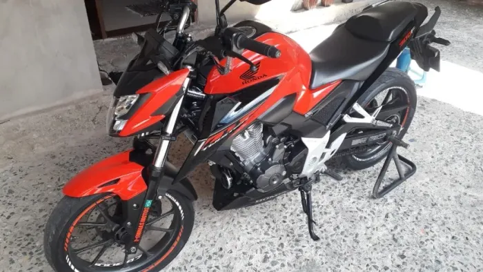 Honda CB TWISTER 300F