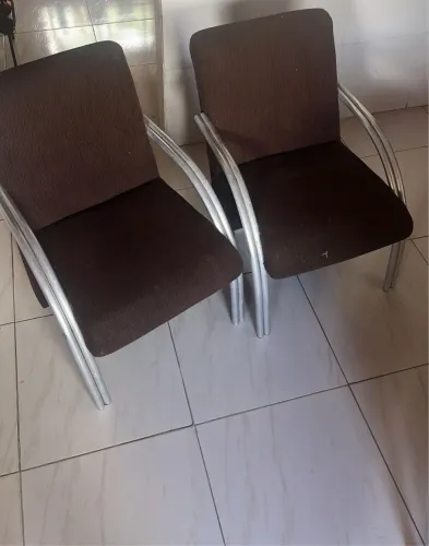 Vende-se duas Poltronas