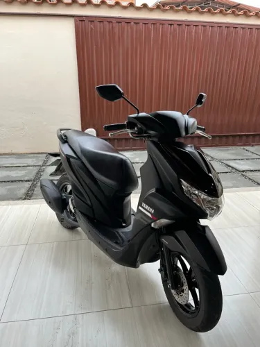 Yamaha Fluo 125 ABS 2025