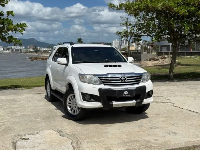 Toyota Tundra 3.5 V6 I-force Max Hybrid TRD PRO 4WD 2014