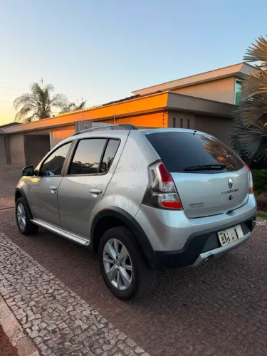 Renault Sandero Stepway Hi-flex 1.6 16V 5P Aut. 2014