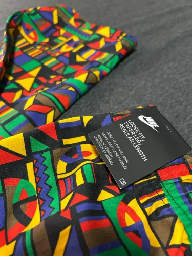 Calça Nike Sportwear Swoosh Loose Fit NOVA!!!