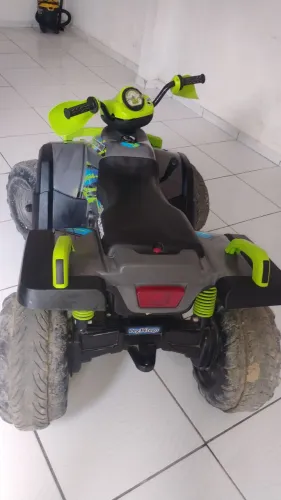 Vendo quadriciclo infantil 