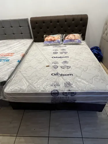Colchão Artch nas medidas Queen Size.  Mais box 