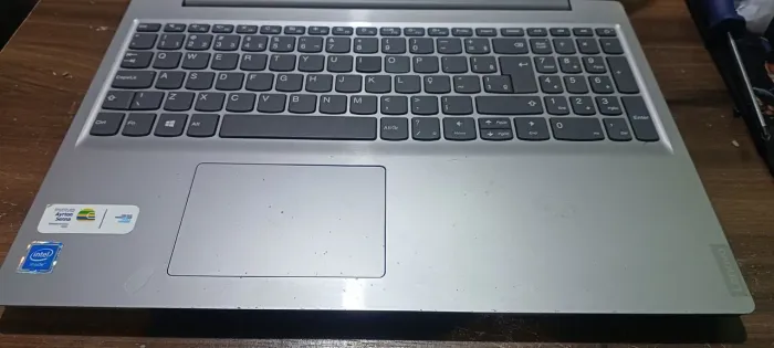 Notebook Lenovo 4g de ram 1Tera ssd