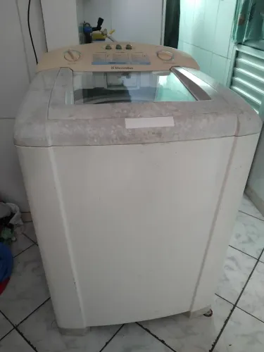 Máquina de lavar Eletrolux 9 kg