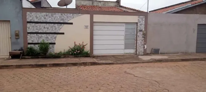 Vendo Casa em Maria Ortz