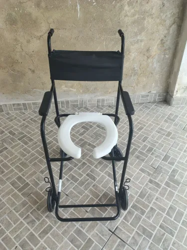 Cadeira de banho excelente estado