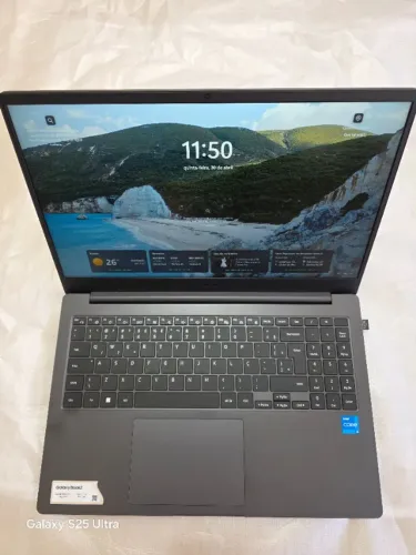 Notebook Samsung Galaxy Book2 Intel i5-1235U, 15,6'' FHD, 8GB RAM, 256GB SSD + 240GB SSD