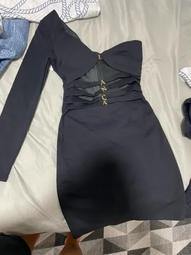 Vestido Maria gueixa. Lança perfume.