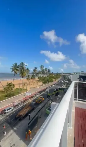 Cabo Branco - Alugo apartamento com 2 quartos, beira mar do Cabo Branco. Mobiliado