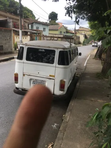 Volkswagen Kombi Standard/ Luxo/ Serie Prata 1978
