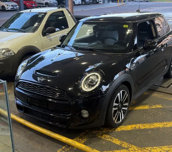 Mini Cooper S 2.0 Turbo 16V 3P Aut. 2019